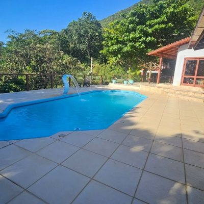 Terreno Comercial/Residencial com 15581m², no bairro Santo Antônio De Lisboa em Florianópolis