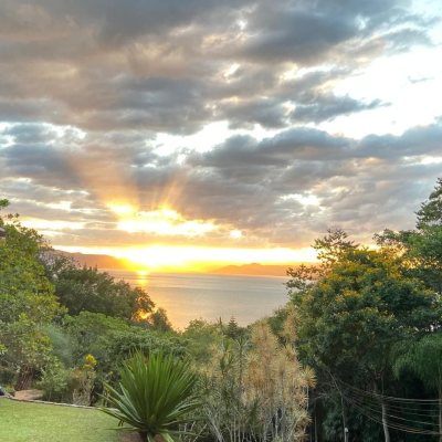 Terreno Comercial/Residencial com 15581m², no bairro Santo Antônio De Lisboa em Florianópolis