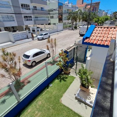 Sobrado Residencial com 60m², 2 quartos, 1 garagem, no bairro Ingleses em Florianópolis