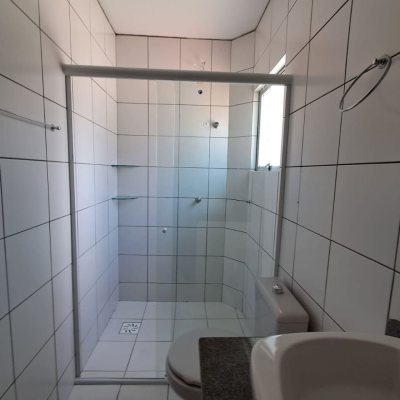 Sobrado Residencial com 60m², 2 quartos, 1 garagem, no bairro Ingleses em Florianópolis