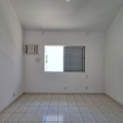 Sobrado Residencial com 60m², 2 quartos, 1 garagem, no bairro Ingleses em Florianópolis