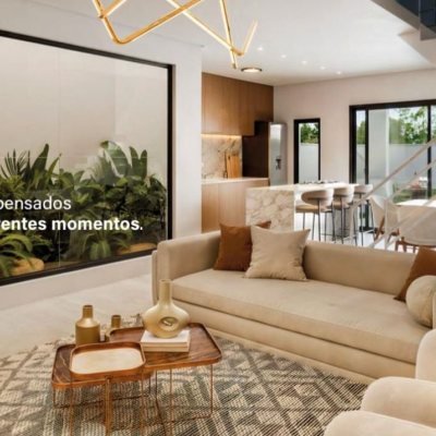 Casa Residencial com 138m², 4 quartos, 1 suíte, 2 garagens, no bairro Campeche em Florianópolis