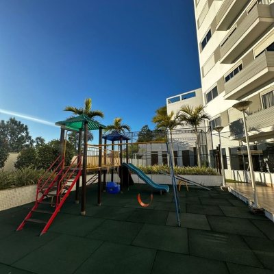 Apartamentos com 85m², 3 quartos, 1 suíte, 2 garagens, no bairro Capoeiras em Florianópolis