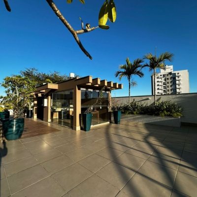 Apartamentos com 85m², 3 quartos, 1 suíte, 2 garagens, no bairro Capoeiras em Florianópolis