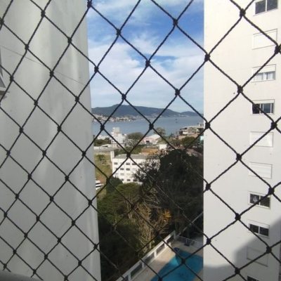 Apartamentos com 85m², 3 quartos, 1 suíte, 2 garagens, no bairro Capoeiras em Florianópolis