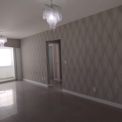 Apartamentos com 85m², 3 quartos, 1 suíte, 2 garagens, no bairro Capoeiras em Florianópolis