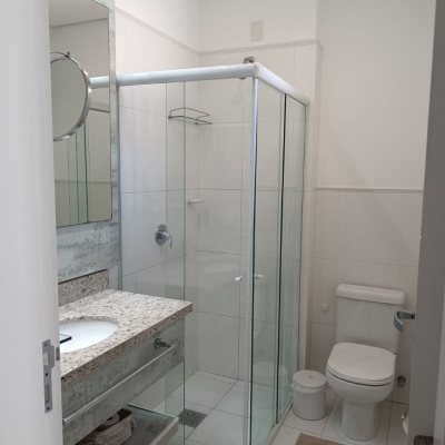 Apartamentos com 99m², 2 quartos, 2 suítes, 2 garagens, no bairro Santinho em Florianópolis