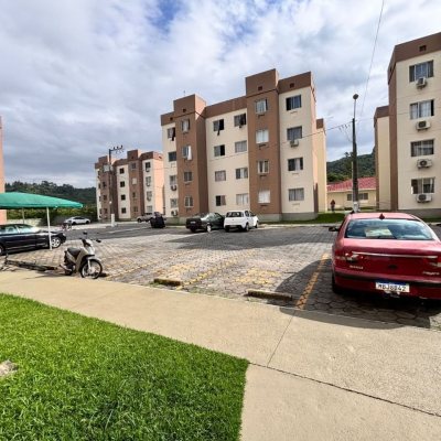 Apartamentos com 45m², 2 quartos, 1 garagem, no bairro Fundos em Biguaçu