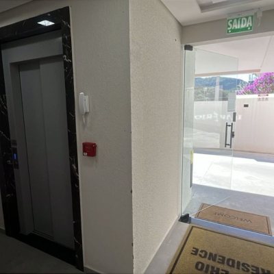 Apartamentos com 53m², 2 quartos (sendo 1 suíte), 1 garagem, no bairro Ingleses em Florianópolis