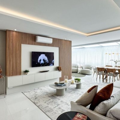 Cobertura com 244m², 4 quartos, 3 suítes, 3 garagens, no bairro Agronômica em Floranópolis