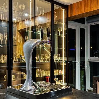 Cobertura com 244m², 4 quartos, 3 suítes, 3 garagens, no bairro Agronômica em Floranópolis