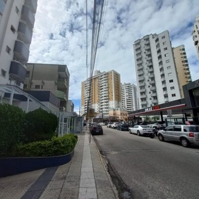 Apartamentos com 144m², 2 quartos, 1 suíte, 1 garagem, no bairro Campinas em São José