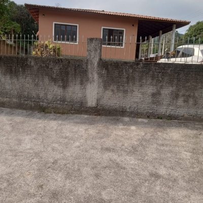 Casa Residencial com 100m², 3 quartos, 5 garagens, no bairro Ratones em Florianópolis