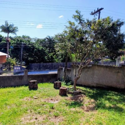 Casa Residencial com 100m², 3 quartos, 5 garagens, no bairro Ratones em Florianópolis