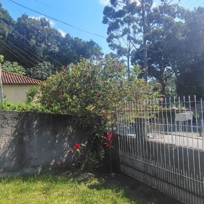 Casa Residencial com 100m², 3 quartos, 5 garagens, no bairro Ratones em Florianópolis