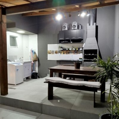 Casa Residencial com 114m², 3 quartos, 1 suíte, 1 garagem, no bairro Campeche em Florianópolis