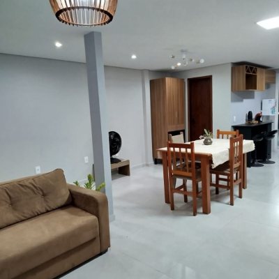 Casa Residencial com 114m², 3 quartos, 1 suíte, 1 garagem, no bairro Campeche em Florianópolis