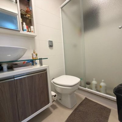 Apartamentos com 83m², 3 quartos, 1 suíte, 1 garagem, no bairro Canto em Florianópolis