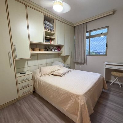Apartamentos com 83m², 3 quartos, 1 suíte, 1 garagem, no bairro Canto em Florianópolis