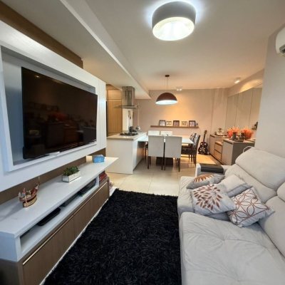 Apartamentos com 83m², 3 quartos, 1 suíte, 1 garagem, no bairro Canto em Florianópolis