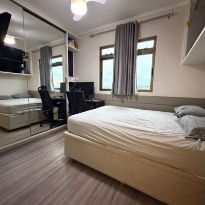 Apartamentos com 83m², 3 quartos, 1 suíte, 1 garagem, no bairro Canto em Florianópolis