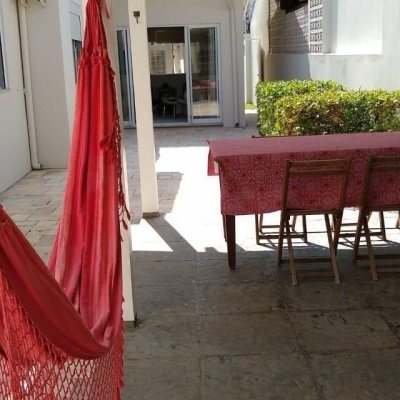 Casa Residencial com 170m², 3 quartos, 1 suíte, 2 garagens, no bairro Itacorubi em Florianópolis