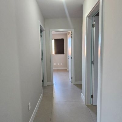 Cobertura com 183m², 3 quartos (sendo 1 suíte), 2 garagens, no bairro João Paulo em Florianópolis