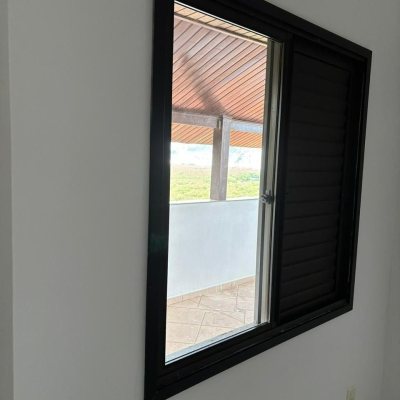 Cobertura com 223m², 3 quartos, 1 suíte, 2 garagens, no bairro João Paulo em Florianópolis