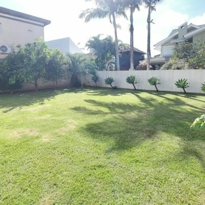 Casa Residencial com 265m², 4 quartos, 2 suítes, 2 garagens, no bairro Campeche em Florianópolis