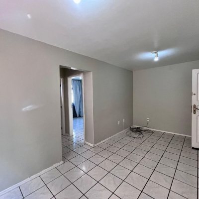 Apartamentos com 54m², 2 quartos, 1 garagem, no bairro Roçado em São José