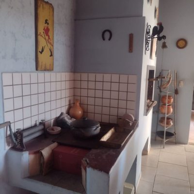 Casa Residencial com 140m², 5 quartos, 5 suítes, 3 garagens, no bairro São João Do Rio Vermelho em Florianópolis