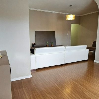 Casa Residencial com 200m², 4 quartos (sendo 10 suítes), 3 garagens, no bairro Capoeiras em Florianópolis