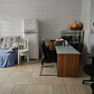 Casa Residencial com 200m², 4 quartos (sendo 10 suítes), 3 garagens, no bairro Capoeiras em Florianópolis