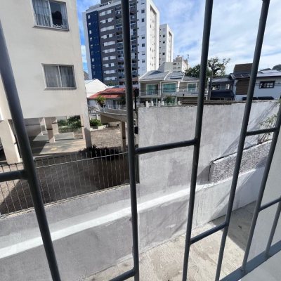 Apartamentos com 56m², 2 quartos, no bairro Roçado em São José