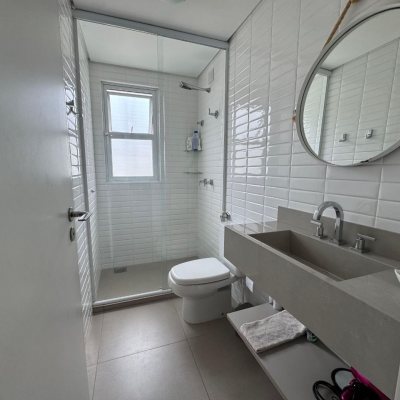 Studio Residencial com 52m², 1 quarto, 2 garagens, no bairro Centro em Florianópolis