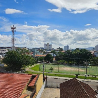 Predio com 414m², 8 garagens, no bairro Jardim Atlântico em Florianópolis