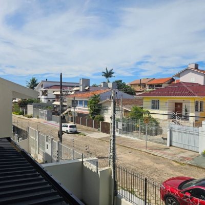 Predio com 414m², 8 garagens, no bairro Jardim Atlântico em Florianópolis