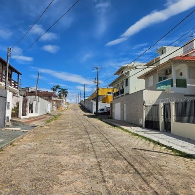 Predio com 414m², 8 garagens, no bairro Jardim Atlântico em Florianópolis