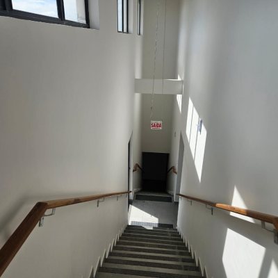 Predio com 414m², 8 garagens, no bairro Jardim Atlântico em Florianópolis