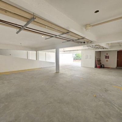 Predio com 414m², 8 garagens, no bairro Jardim Atlântico em Florianópolis