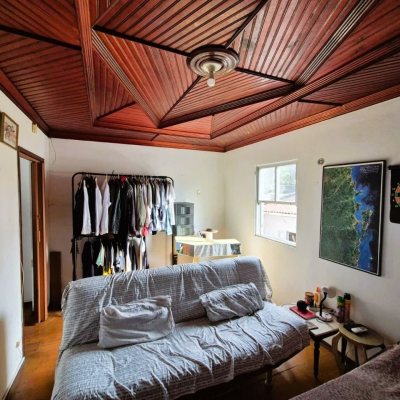 Casa Residencial com 192m², 4 quartos, 1 suíte, 1 garagem, no bairro Canto em Florianópolis