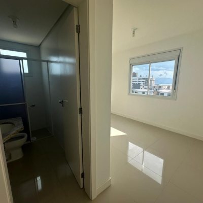 Apartamentos com 70m², 2 quartos, 1 suíte, 2 garagens, no bairro Estreito em Florianópolis