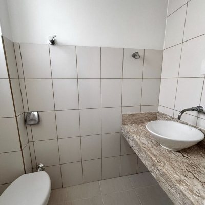 Apartamentos com 158m², 3 quartos, 1 suíte, 2 garagens, no bairro Centro em Florianópolis