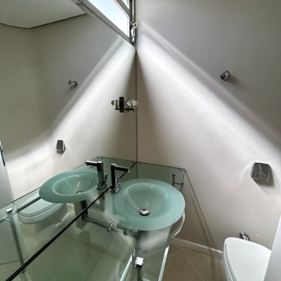 Apartamentos com 158m², 3 quartos, 1 suíte, 2 garagens, no bairro Centro em Florianópolis