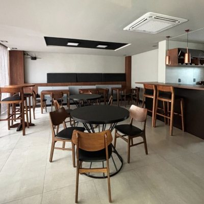 Apartamentos com 158m², 3 quartos, 1 suíte, 2 garagens, no bairro Centro em Florianópolis