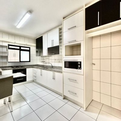 Apartamentos com 129m², 3 quartos, 1 suíte, 2 garagens, no bairro Bom Abrigo em Florianópolis
