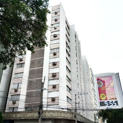 Apartamentos com 47m², 1 quarto, 1 garagem, no bairro Centro em Florianópolis