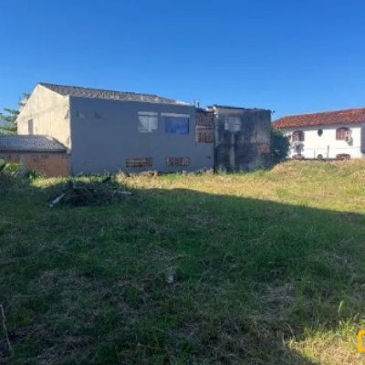 Terrenos Residenciais com 675m², no bairro Canasvieiras em Florianópolis