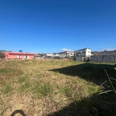Terrenos Residenciais com 675m², no bairro Canasvieiras em Florianópolis