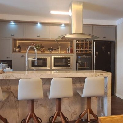 Apartamentos com 113m², 3 quartos, 1 suíte, 2 garagens, no bairro Ingleses do Rio Vermelho em Florianópolis